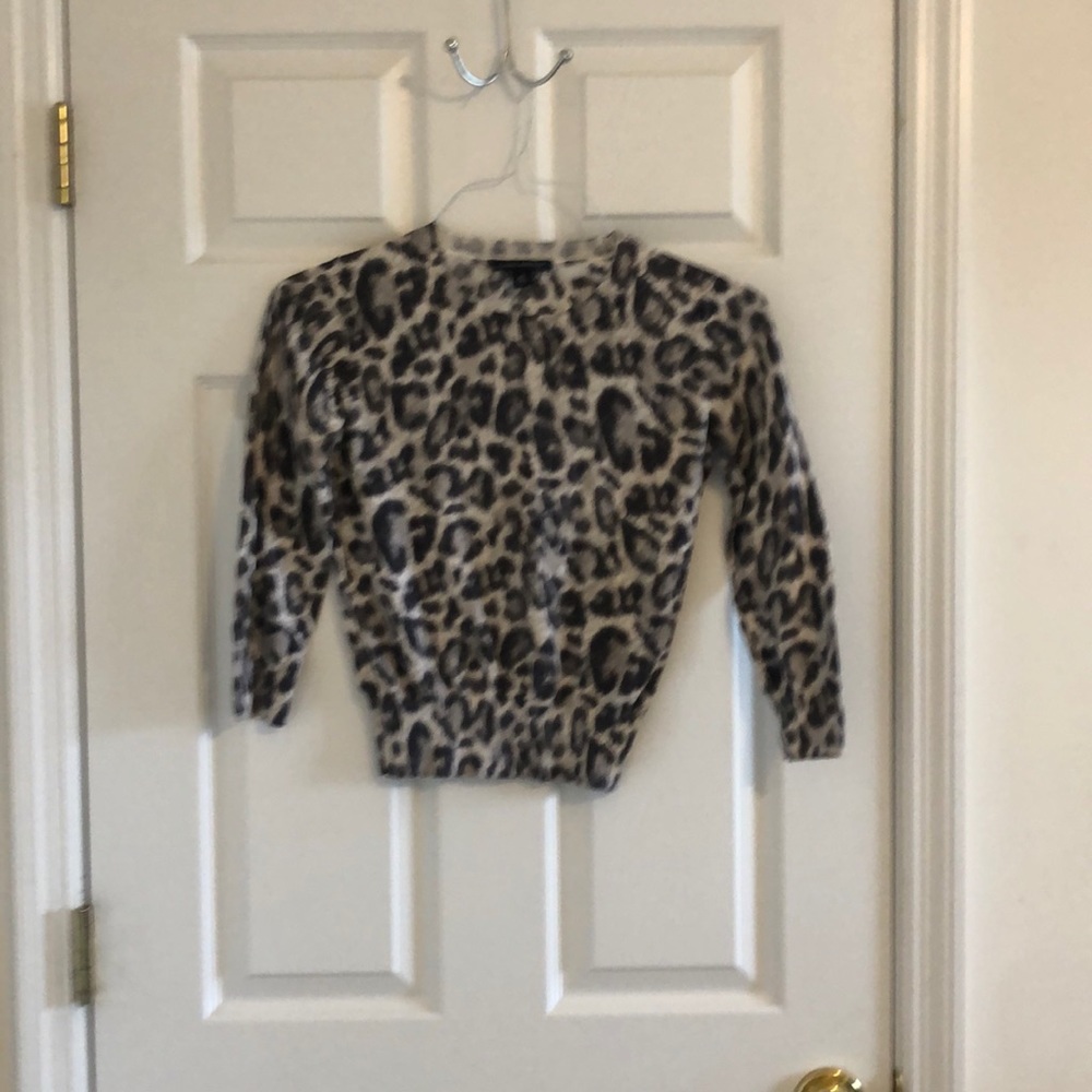 Banana Republic layering crew neck.